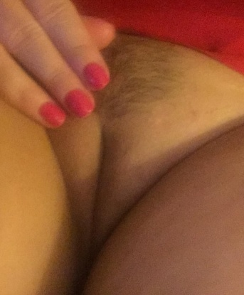 Мечтаешь о мире без стеснений и запретов? Я помогу тебе погрузиться в этот мир, где ты сможешь расслабиться и быть собой. Со мной ты почувствуешь, что такое настоящее удовольствие. 122, 38 лет