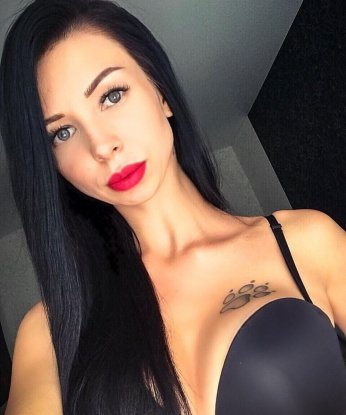 Я красивая блондинка с фигурой модели и ненасытным аппетитом к удовольствию. Живу в Москве, расположенной в самом сердце России 🌆
💋 Мои услуги настолько разнообразны, что я могу удовлетворить даже самые скрытые желания. Я опытна и открыта для новых экспериментов. Никаких запретов или ограничений. Наслаждайся каждой секундой, которую проводишь со мной.
📷 Мои фото — это моя настоящая красота, которая живет в Москве. Посмотри их, чтобы увидеть, насколько я сексуальна и притягательна. Ты точно не останешься равнодушным.
💬 У меня есть множество положительных отзывов от моих клиентов, которые говорят обо мне как о незабываемом опыте, полном страсти и удовольствия. Убедись в этом сам, воспользовавшись моими услугами.
🔥 Открой для себя новые грани удовольствия вместе со мной. Позвони мне прямо сейчас и ты убедишься, что я идеальный выбор для тех, кто хочет наслаждаться жизнью и найти настоящее счастье. Жду тебя, дорогой мой! 💋🌹💫 2821, 26 лет